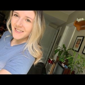 Meet your Posher, Avery